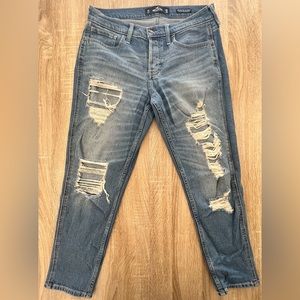 Hollister Low-Rise Crop Boyfriend Jeans
